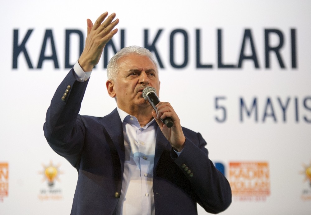 Başbakan Yıldırım: "Başkaları çatısız kalmış olabilir, AK Parti en sağlam çatıyla seçime gidiyor"