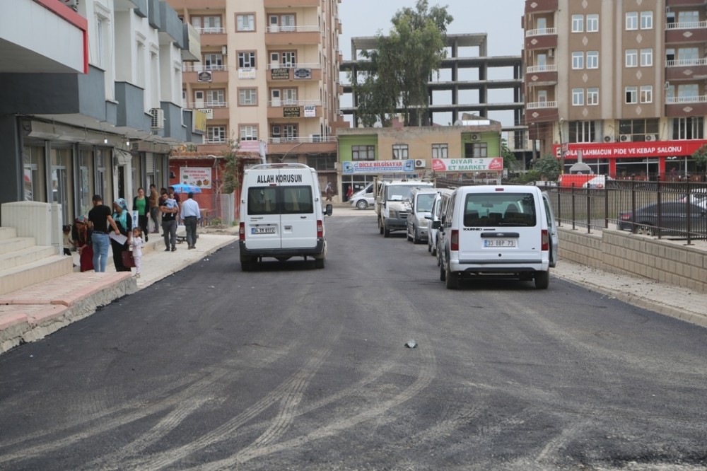 Karayolları Genel Müdürlüğü ile Silopi Belediyesinin ortak asfalt çalışması