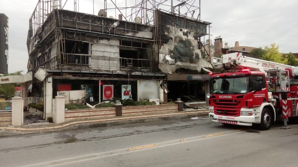 İzmir'de iş yerinde çıkan yangın korkuttu