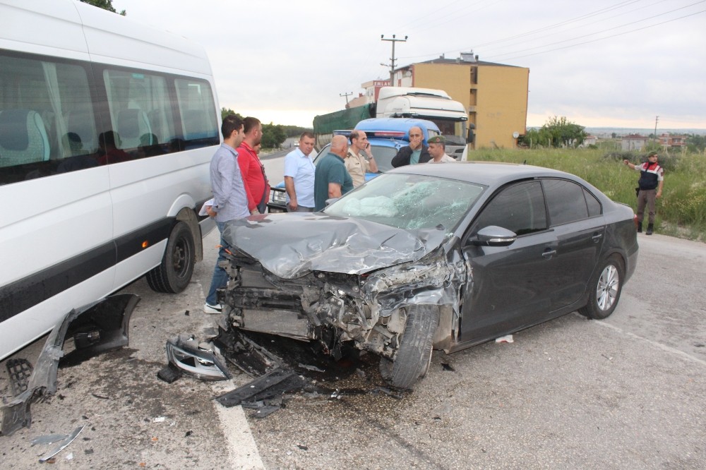 Tekirdağ’da trafik kazası: 5 yaralı var