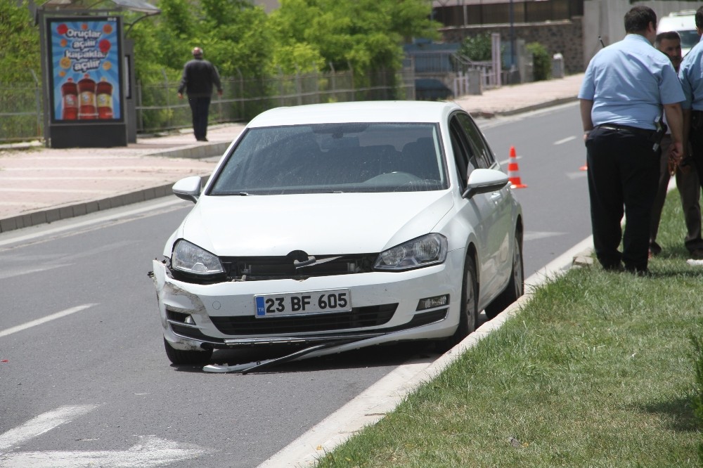 Elazığ’da trafik kazası: 4 kişi yaralandı.