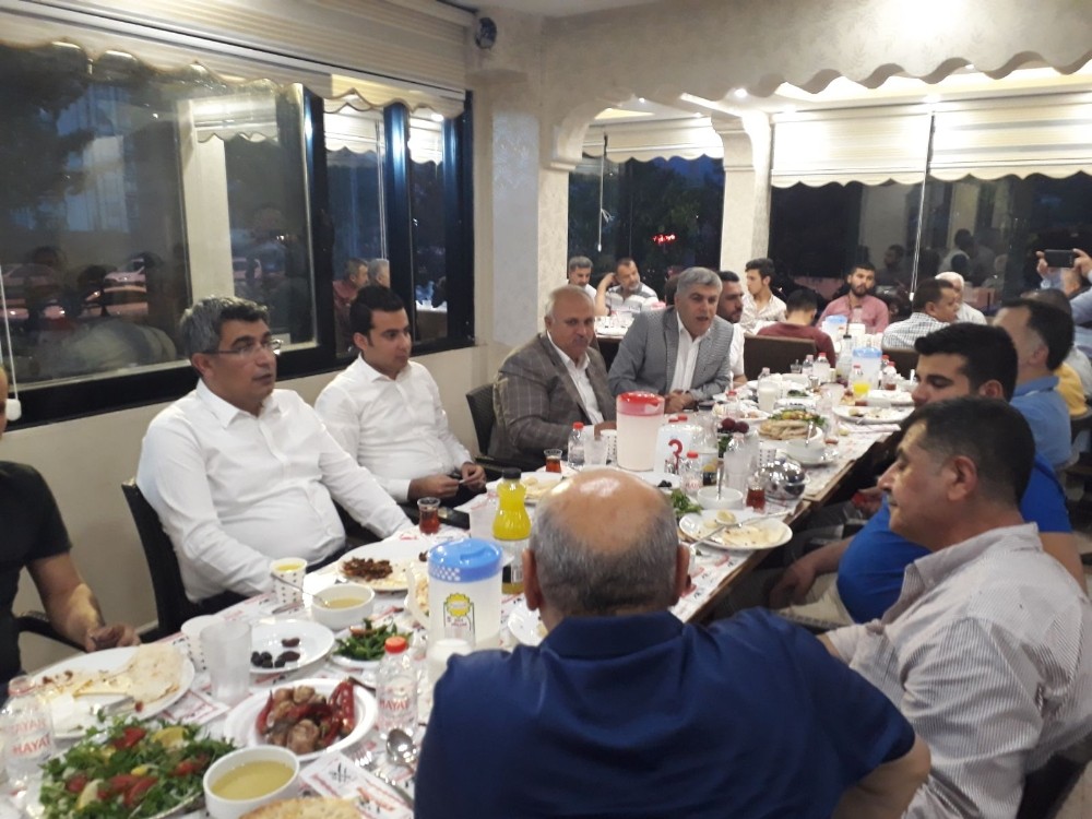 Adıyaman'da Esnaflar iftarda buluştu