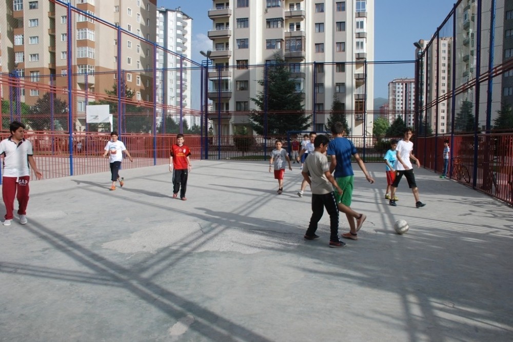 Melikgazi belediyesi çocuklar için 713 parkı hizmete açtı