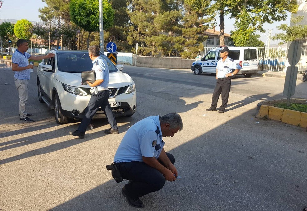 Otomobilin çarptığı bisikletli çocuk yaralandı