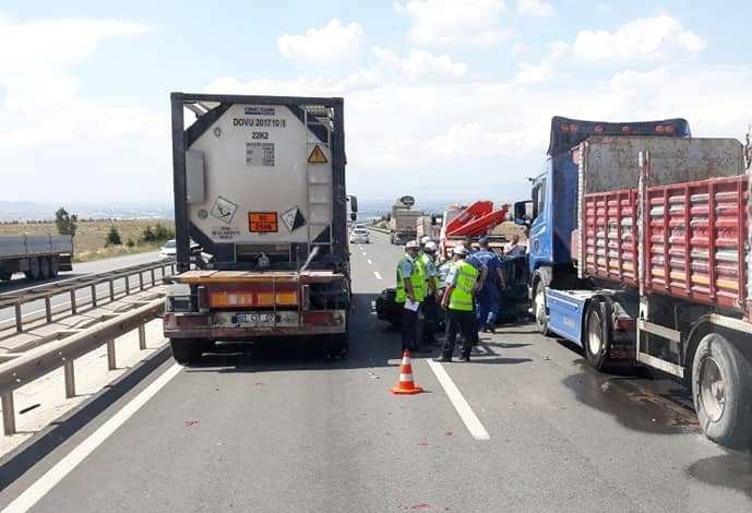 Eskişehir’de trafik kazası: 1 ölü, 4 yaralı