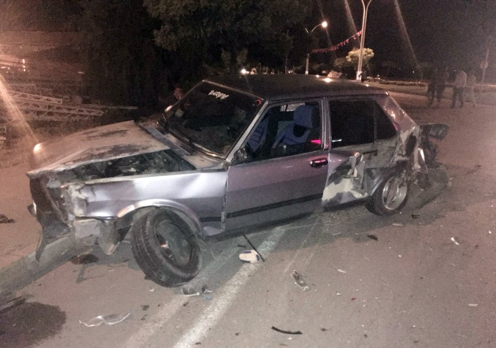 Erzincan’da trafik kazası: 1 yaralı