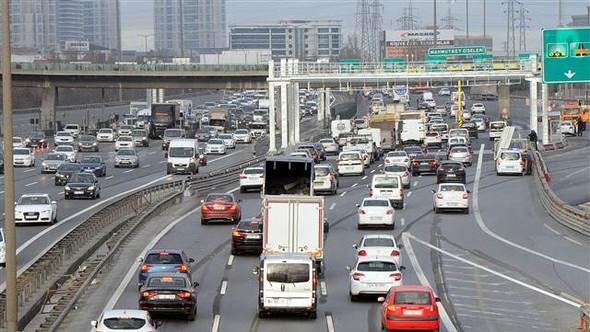 İstanbul'da trafik sorunu sona eriyor! Mahmutbey kavşağındaki yollar açılacak