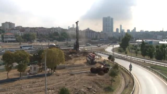 Kadıköy'de doğalgaz borusu patladı