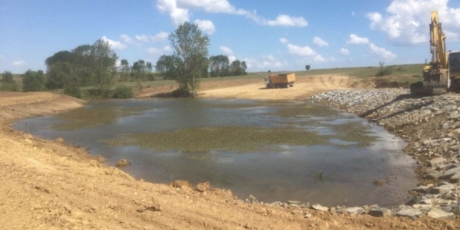 Hayvanlar için içme suyu göleti yapım ve onarımları hızla devam ediyor