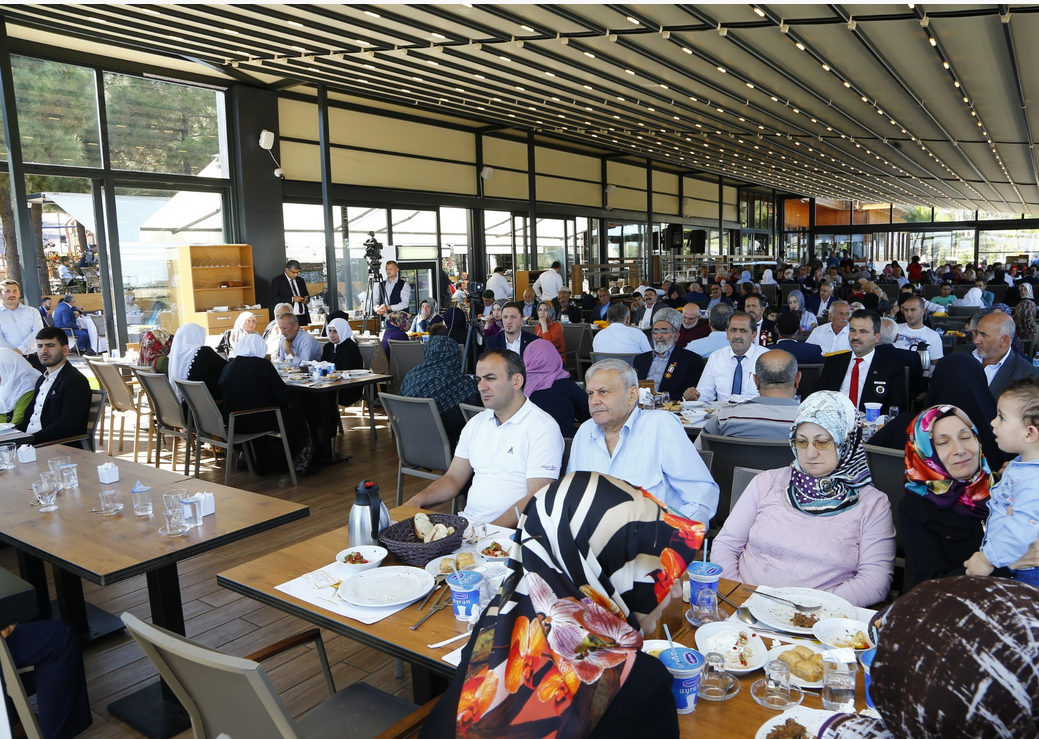 Sultanbeyli Belediyesi gaziler gününü unutmadı