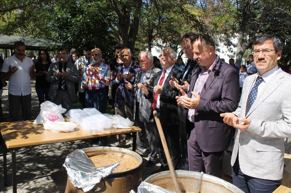 Isparta Uygulamalı Bilimler Üniversitesi (ISUBÜ) aşure günü etkinliği