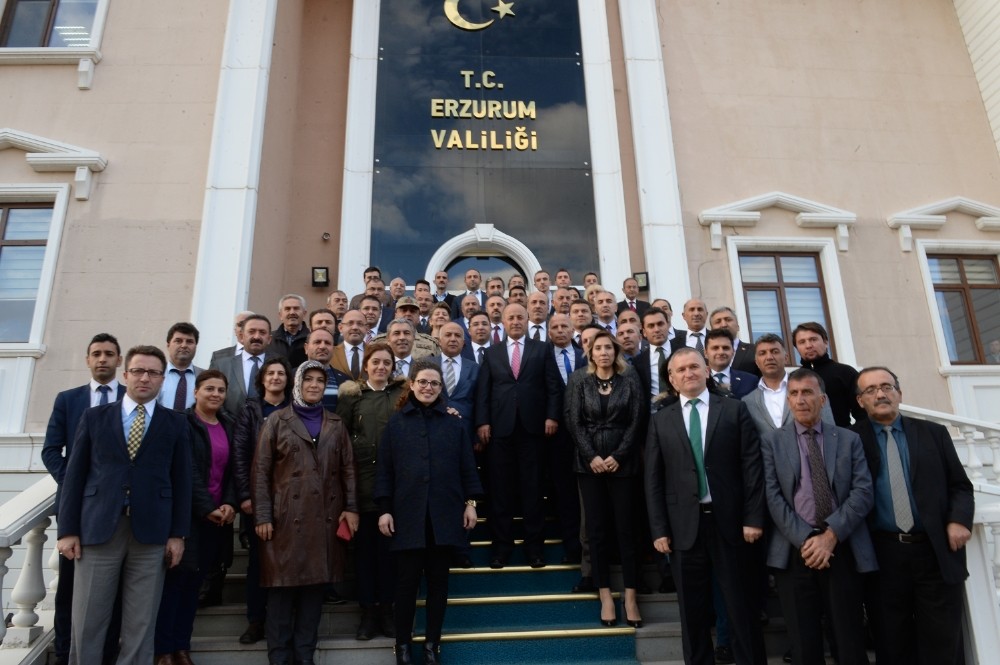 Erzurum Valisi Seyfettin Azizoğlu’ndan veda mesajı