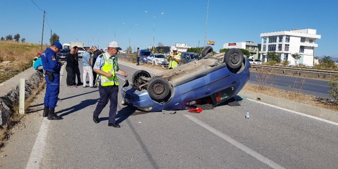 Antalya'nın Manavgat İlçesi'nde Otomobil takla attı: 1 yaralı