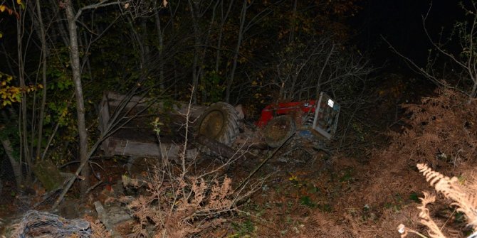 Tokat'ın Erbaa ilçesinde traktör uçuruma yuvarlandı: 1 ölü, 2 yaralı