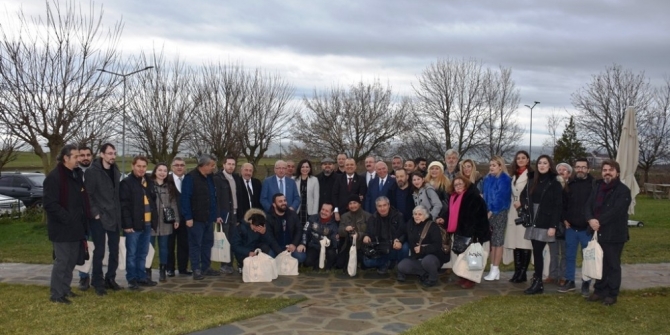 Eşkinat: “Sizlerle bir aileyiz”