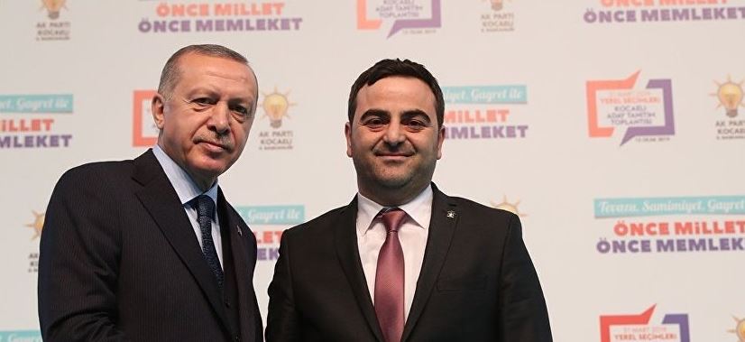 Erdoğan'ın 'Yasin sende niye bıyık yok' diye sorduğu aday artık bıyıklı