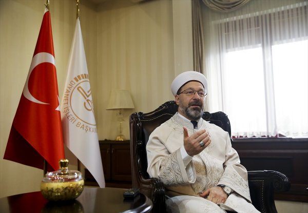 Diyanet İşleri Başkanı Ali Erbaş: Sigara haram