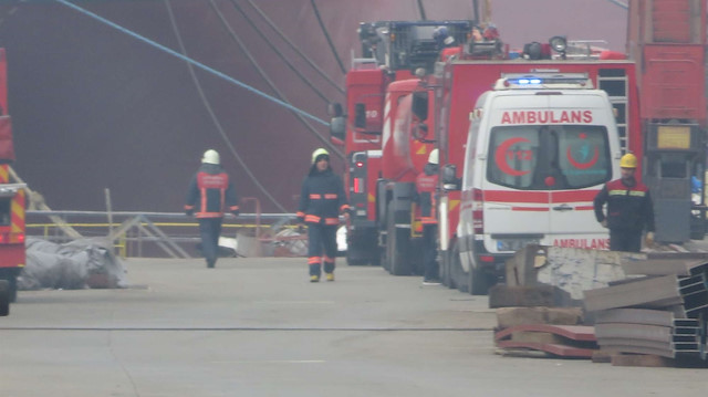 Tuzla Tersanesi'nde yangın