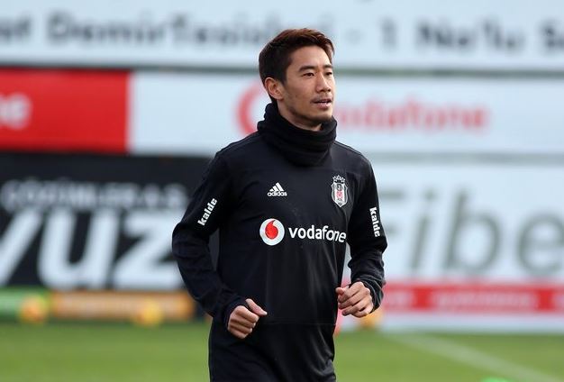 Kagawa ilk antrenmanına çıktı