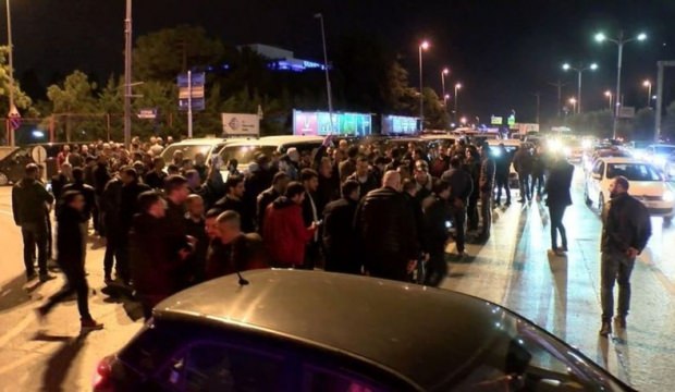 Şimdi de UBER sürücüler eylem yaptı!