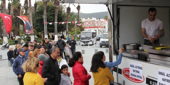 İsmail Altındağ anısına lokma dağıtıldı