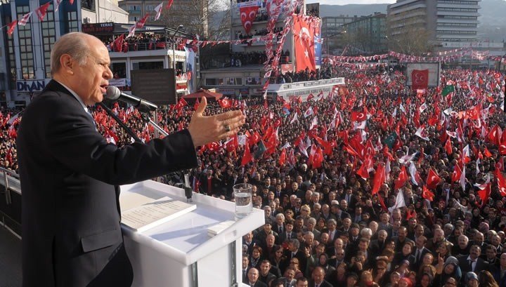 Bahçeli, Adana'da halka hitap etti