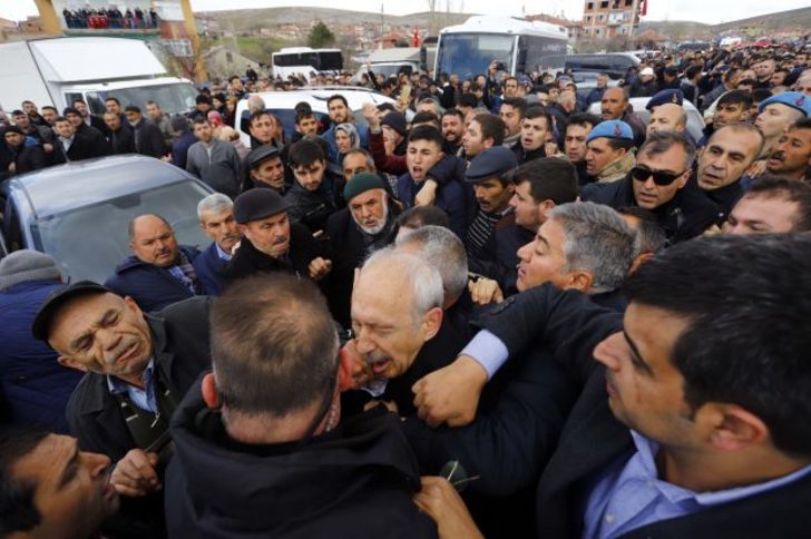 Kemal Kılıçdaroğlu'na yumruk atan zanlı yakalandı!