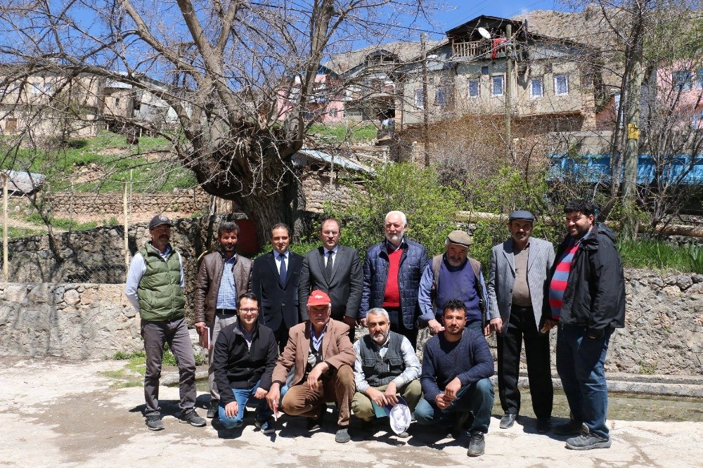 Erzincan Tarım ve Orman İl Müdürü Murat Şahin başkanlığında köy toplantıları devam ediyor