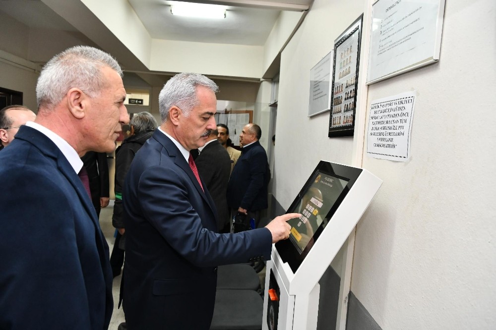 “Köylerimizin en ücra yerinde bile yaşan insanımıza da hizmet götürmek hepimizin görevi”