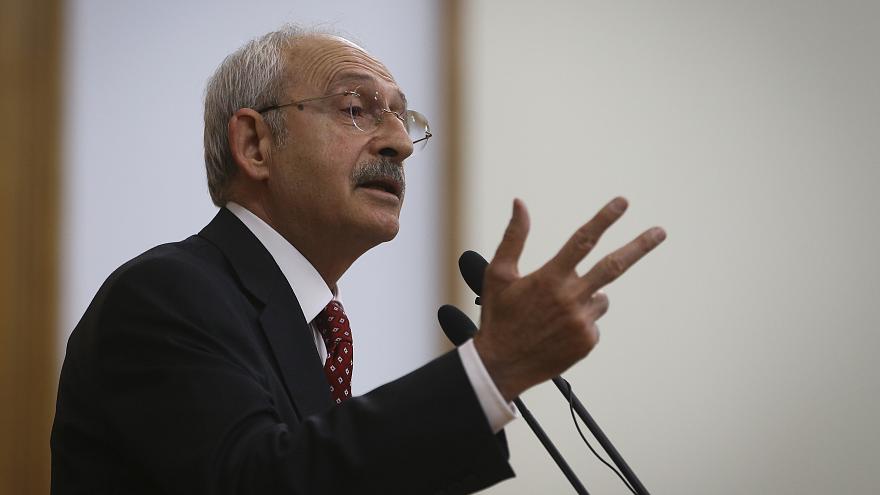 Kılıçdaroğlu'ndan büyük skandal: İsimlerini söyleyip yuhalattı!