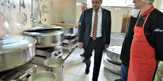 “Gönül Sofraları”nın kaynağı hayırseverler