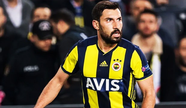 Fenerbahçe'yi bırakıyor, Beşitaktaş'a ya da Galatasaray'a gidiyor