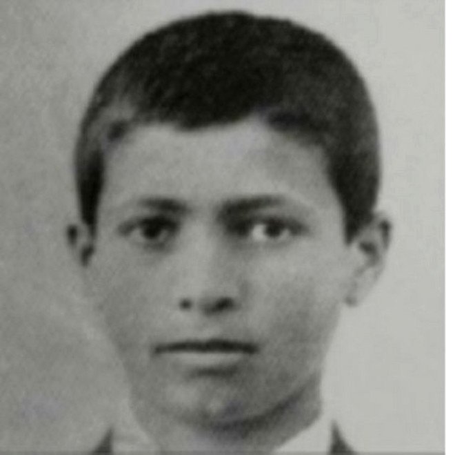 Fotoğrafdaki hallerini gören şimdi tanıyamıyor