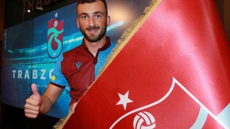 Trabzonspor'da 8. imza!