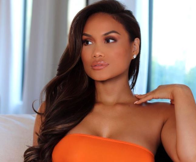 Daphne Joy gazetecilere frikik vermemek için büyük çaba sarfetti