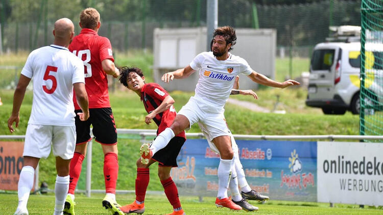 Kayserispor 60 dakikada 9 gol yedi! Hakem dayanamadı bitirdi