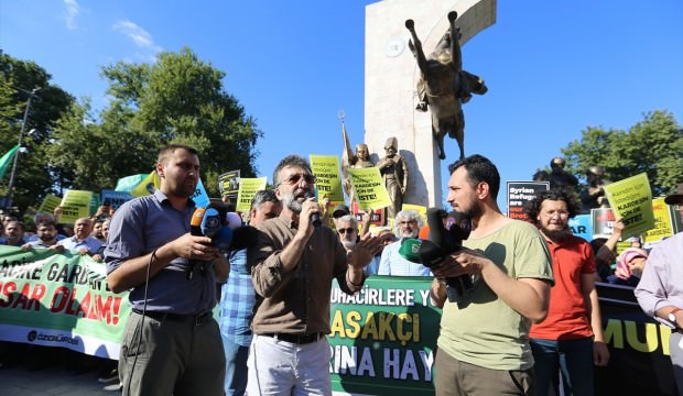 Suriyeliler ile ilgili mitingi çarpıttılar! Halkı ayakta uyutmaya çalışıyorlar...