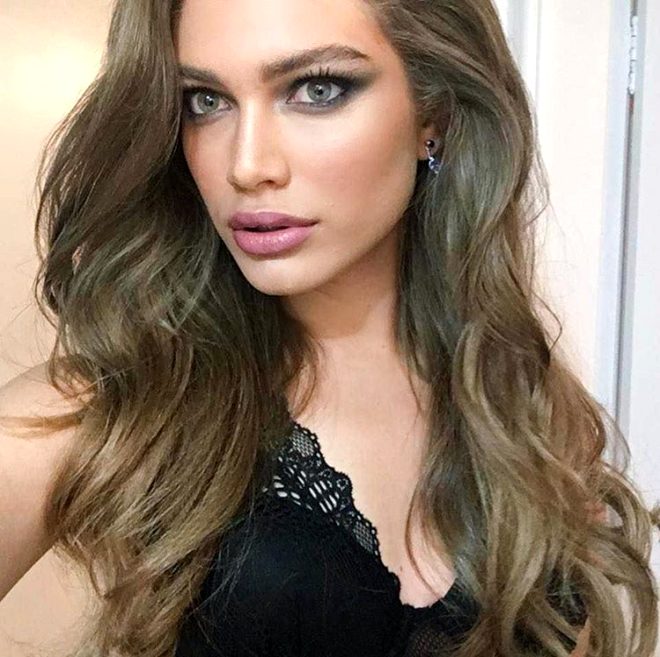 Victoria's Secret meleğinin trans birey olduğuna kimse inanamıyor