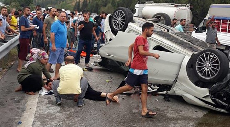 Bayram tatilinde trafik kazalarının acı bilançosu: 52 ölü, 427 yaralı