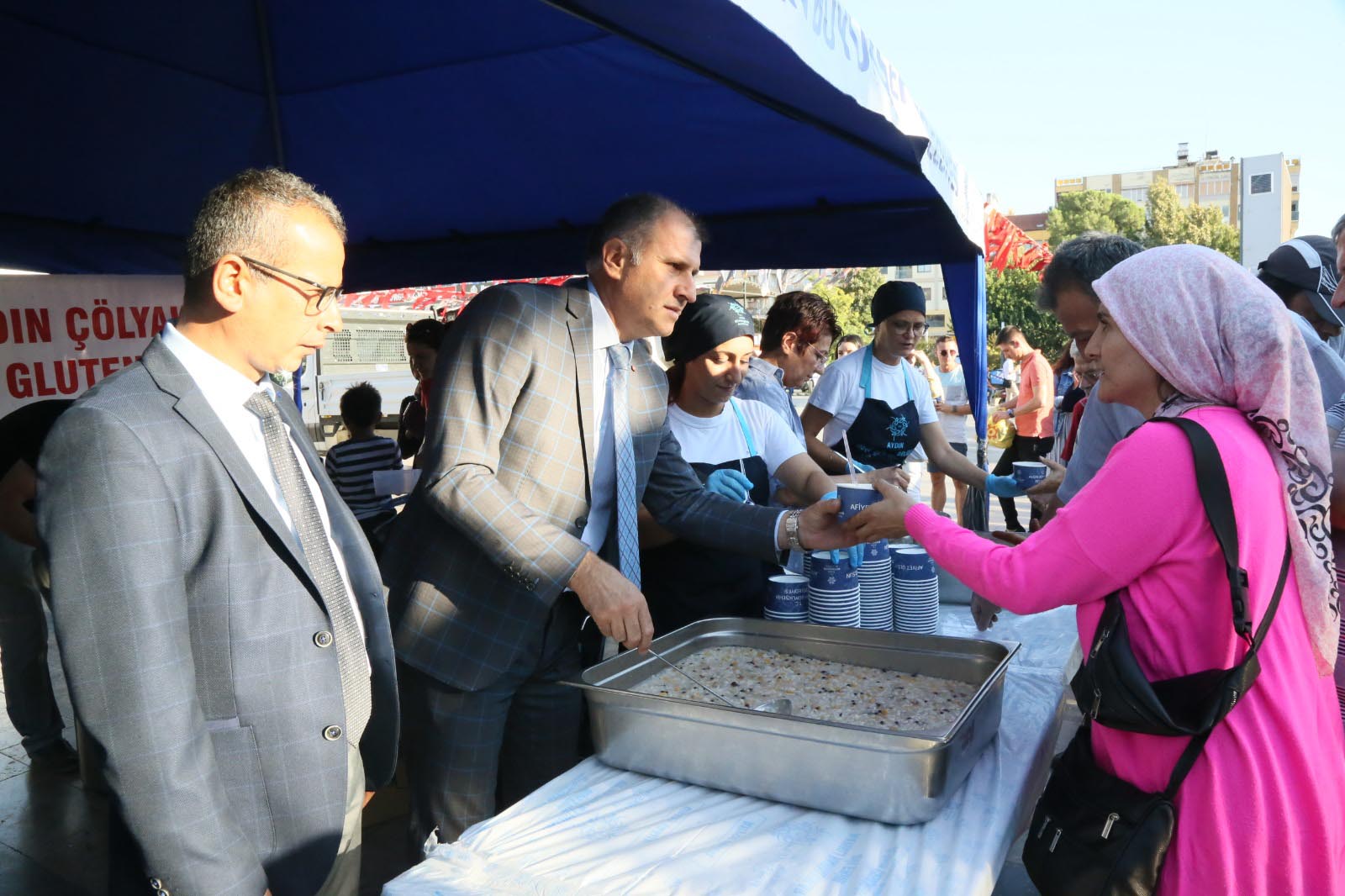 AYDIN'da Çölyak hastaları için glutensiz aşure yapıldı