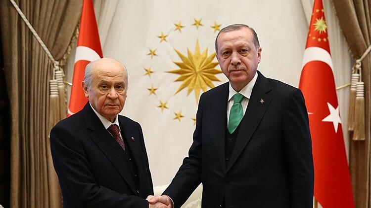 Cumhurbaşkanı Erdoğan'dan Bahçeli'ye geçmiş olsun telefonu