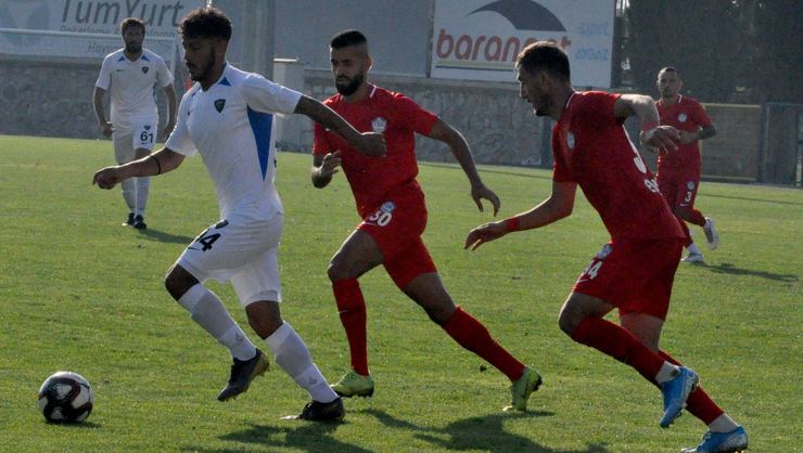 Tuzlaspor liderliği elden bırakmıyor!