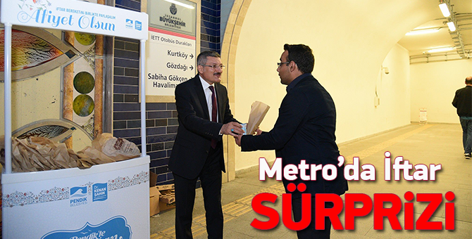 Metro’da İftar Sürprizi