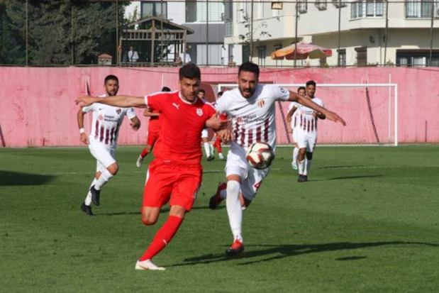 Pendikspor, İnegölspor ile beraberliği paylaştı