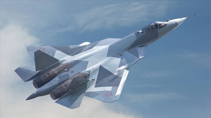 Rusya'da  Su-57 savaş uçağı düştü