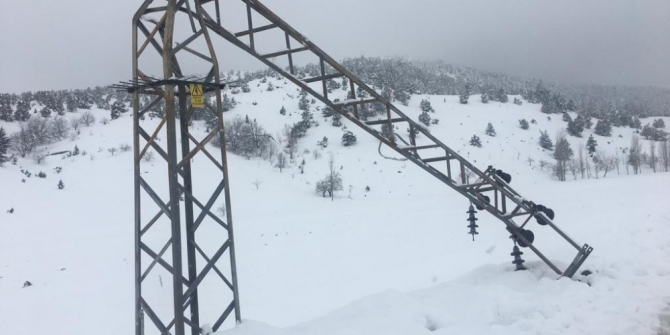 Göksun ilçesine 2 gündür enerji verilemiyor