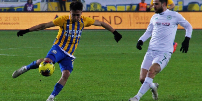 Süper Lig: MKE Ankaragücü: 0 - İttifak Holding Konyaspor: 0 (İlk yarı)