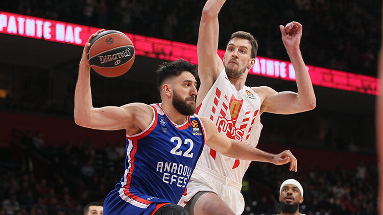 Anadolu Efes galibiyet serisini sürdürdü