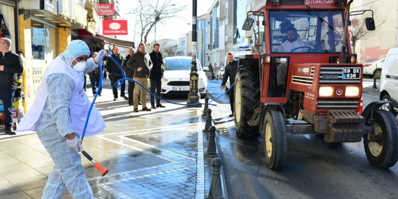 Koronaya karşı şehir karış karış ilaçlanıyor