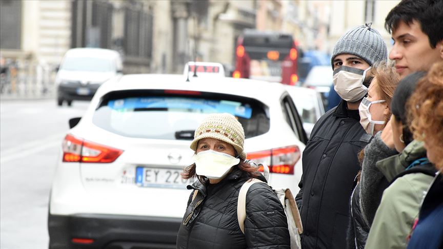 İtalya'da Kovid-19'dan son 24 saate 482 kişi öldü